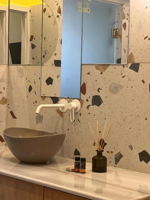 Modern Lux Apartment Downtown Resmo Dış mekan fotoğraf