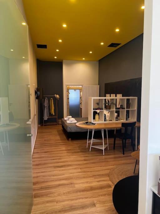 Modern Lux Apartment Downtown Resmo Dış mekan fotoğraf